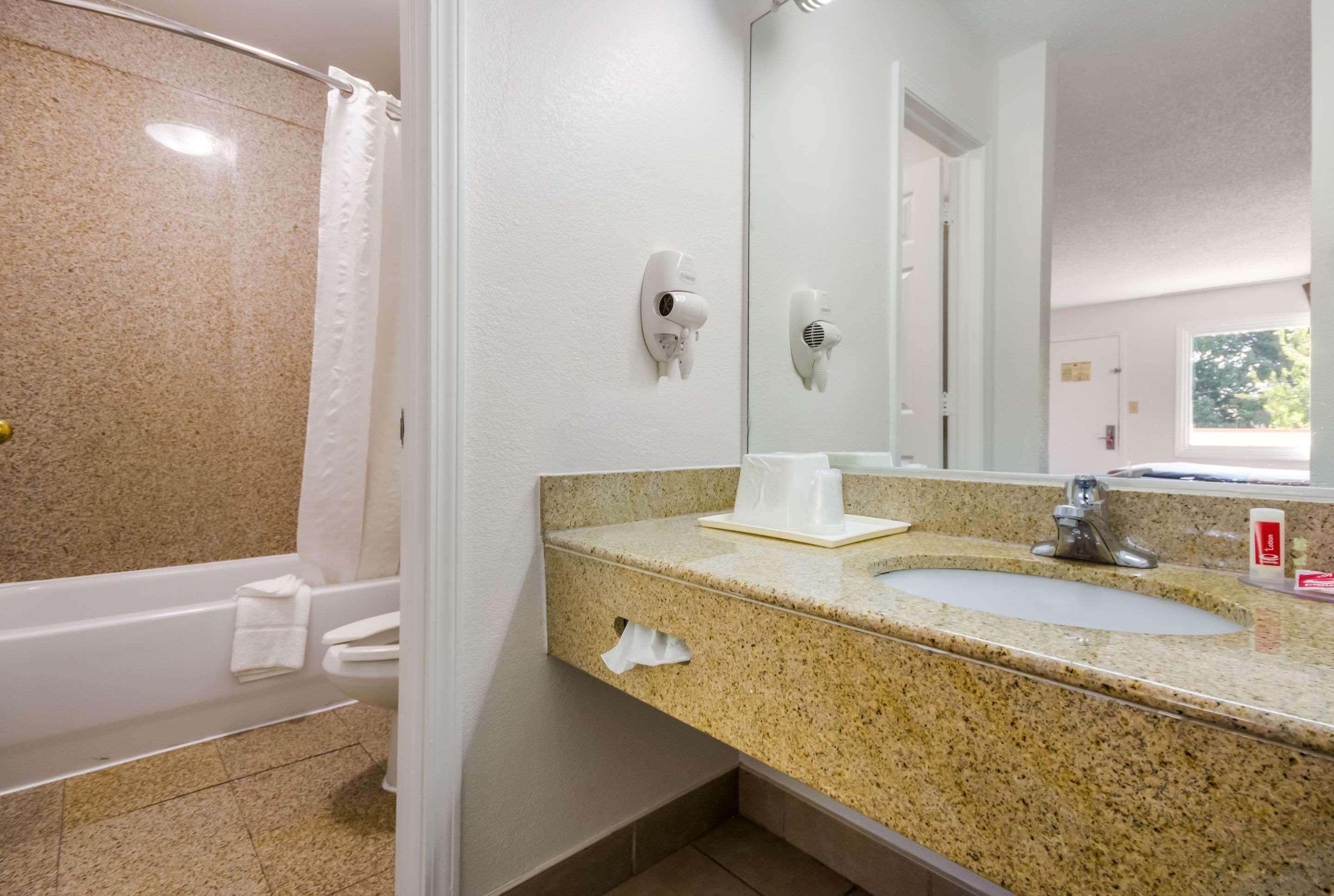 Econo Lodge Little Creek Norfolk Zewnętrze zdjęcie